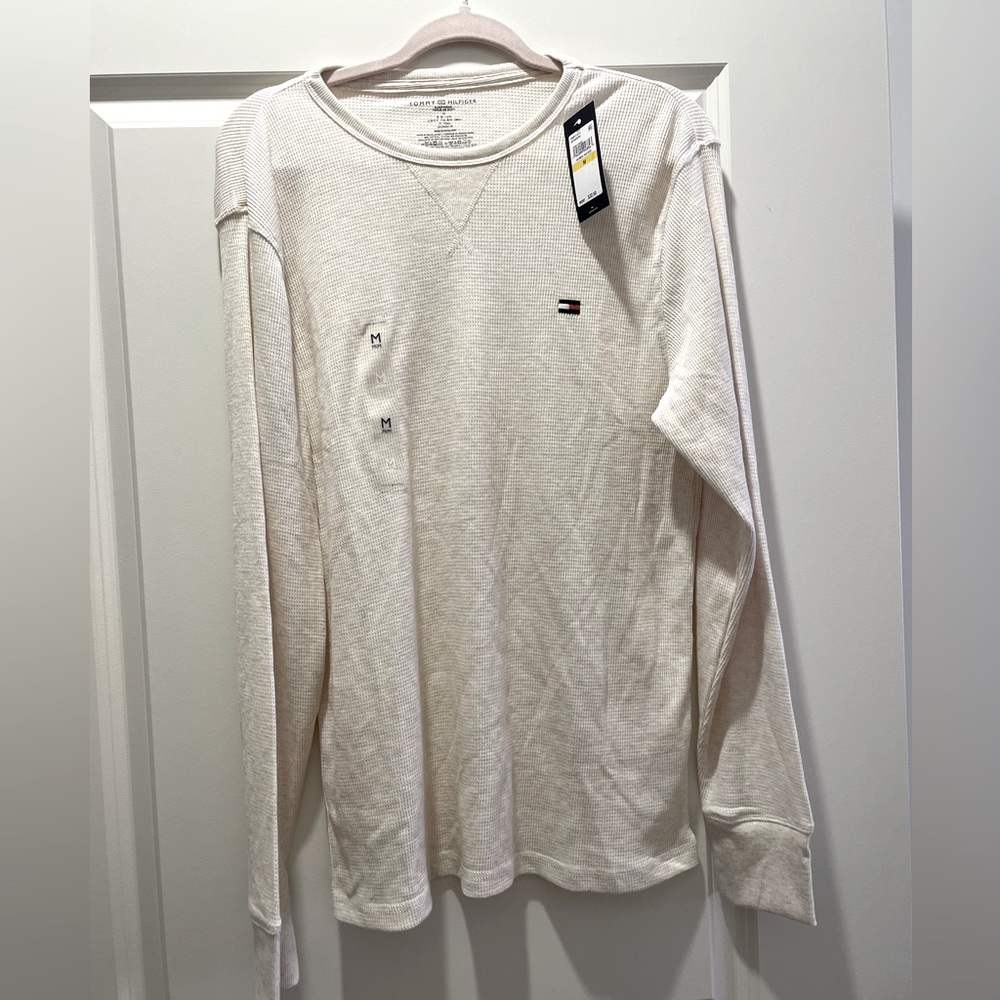 NWT Tommy Hilfiger Thermal Medium